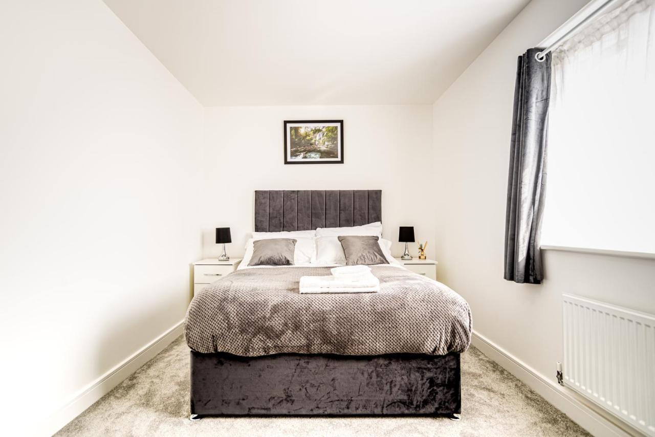 The Lake - A Stunning 2 Bedroom House, Only 17Mins To Central London!!! Greenhithe Exterior photo